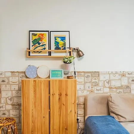 Tranquil Haven: Old Town Proximity *