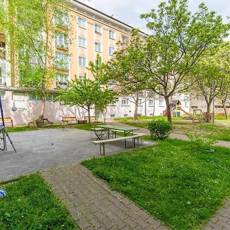 Apartment Tranquil Haven: Old Town Proximity *