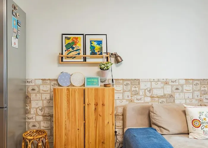 Tranquil Haven: Old Town Proximity *