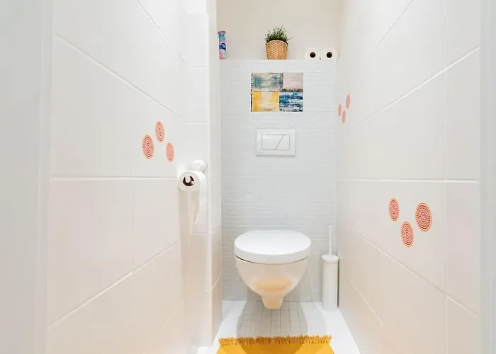 Tranquil Haven: Old Town Proximity * ブラチスラヴァ