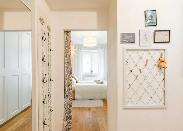 Tranquil Haven: Old Town Proximity * Bratislava